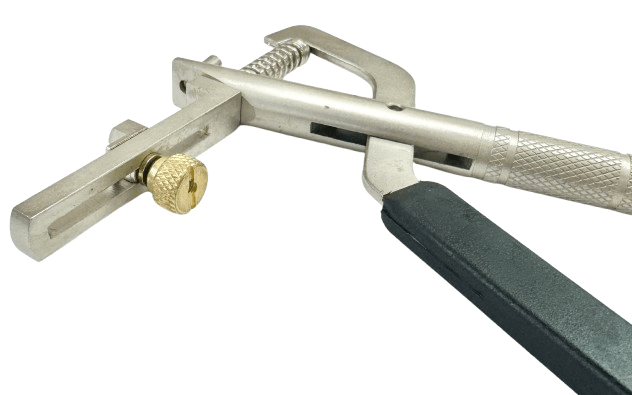 6 - 40mm Adjustable width, Band Link Remover Plier Type with Two pins - Universal Jewelers & Watch Tools Inc.