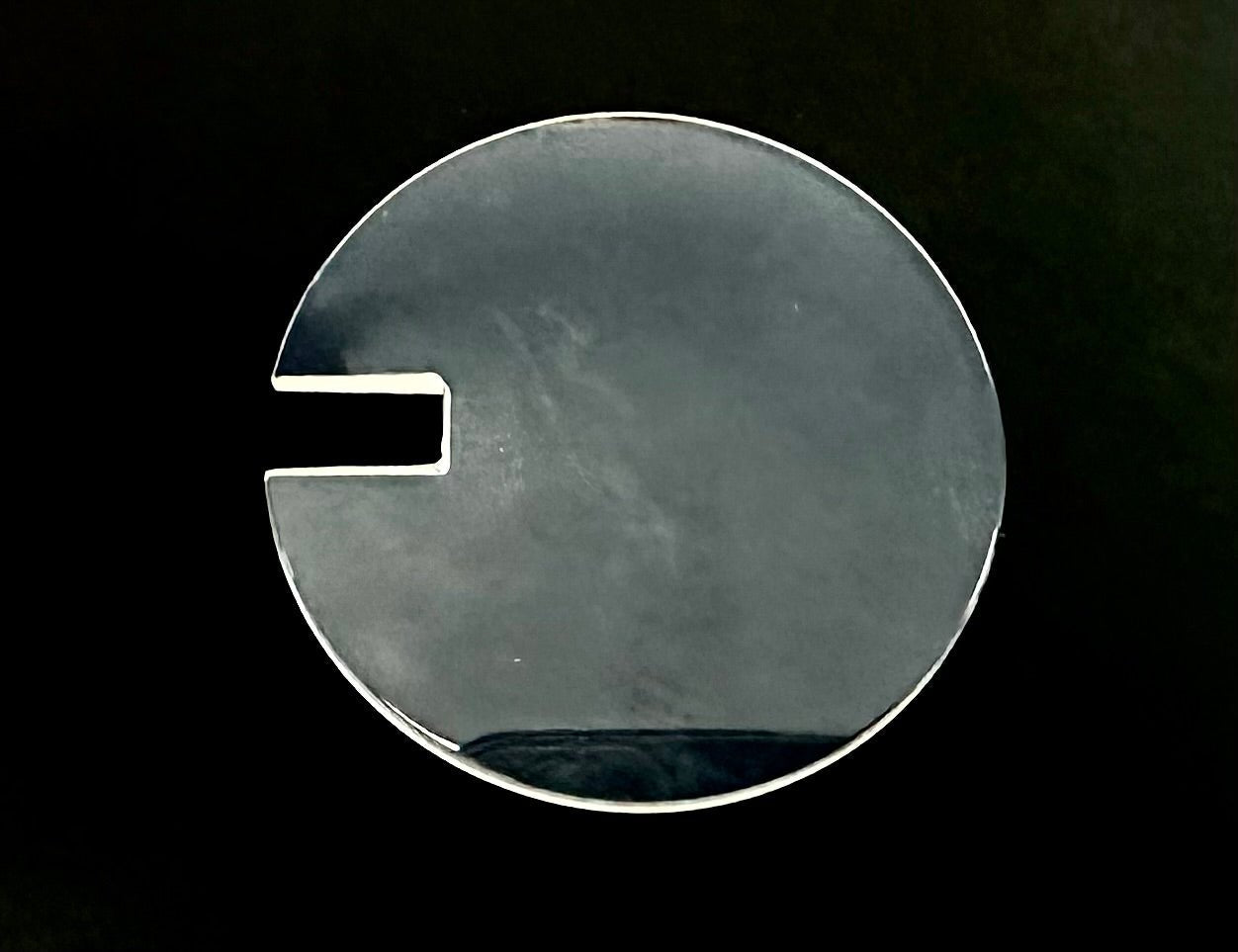 Sapphire Crystal Glass For Gucci 101M Chronograph Size 33x2.8x1.4 G Shape - Universal Jewelers & Watch Tools Inc.