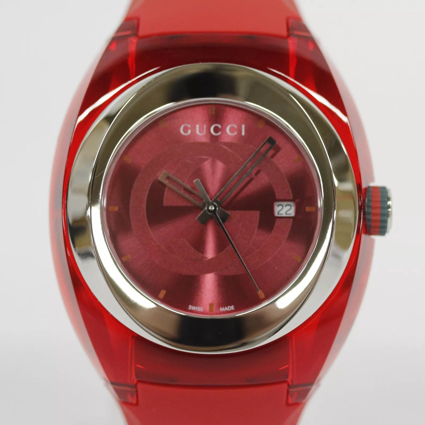 GUCCI SYNC YA137103 Men's Watch – Red Dial, Quartz Movement with Original Box & Booklet. Authentic luxury timepiece from Japan