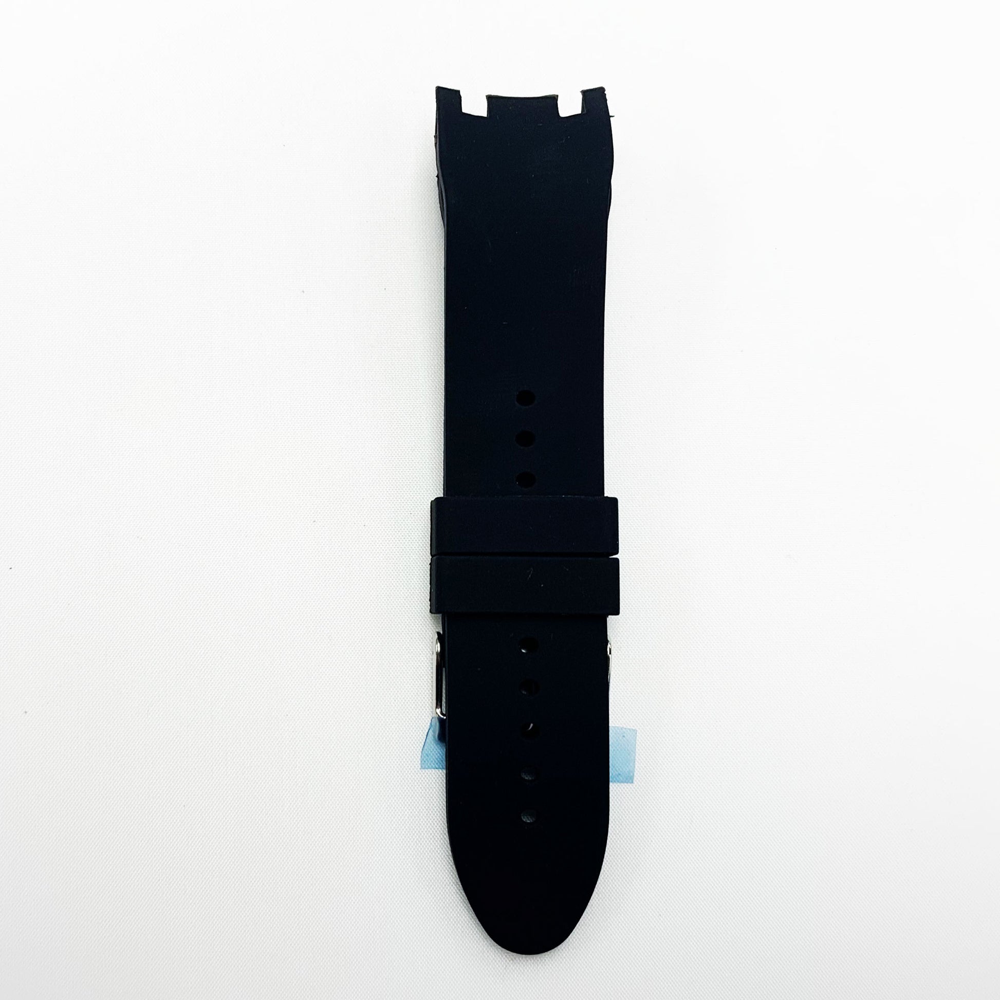 24 MM Silicone Special Double Cut Watch Band Black Color Quick Release Regular Size Watch Strap - Universal Jewelers & Watch Tools Inc.