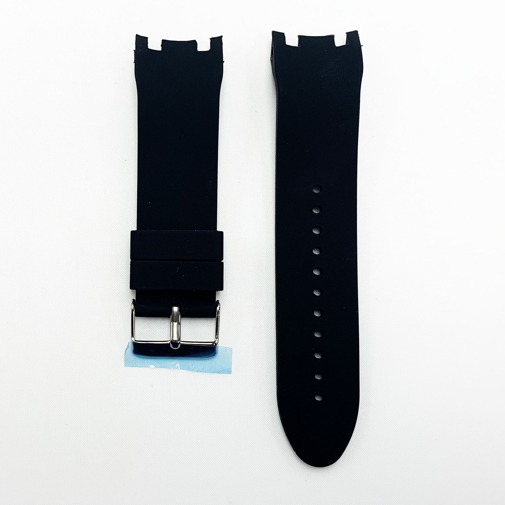 24 MM Silicone Special Double Cut Watch Band Black Color Quick Release Regular Size Watch Strap - Universal Jewelers & Watch Tools Inc.