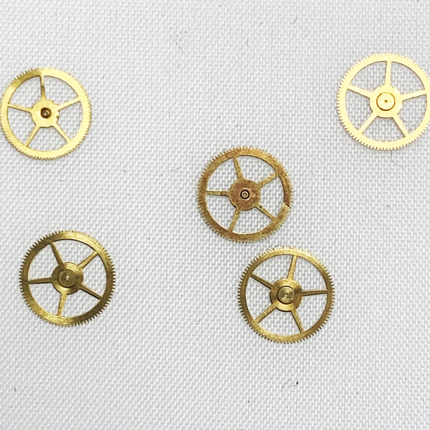 Rolex Watch Part Caliber Movement 1530 7837 Driving Wheel Over Third Wheel, Genuine, Used - Universal Jewelers & Watch Tools Inc.