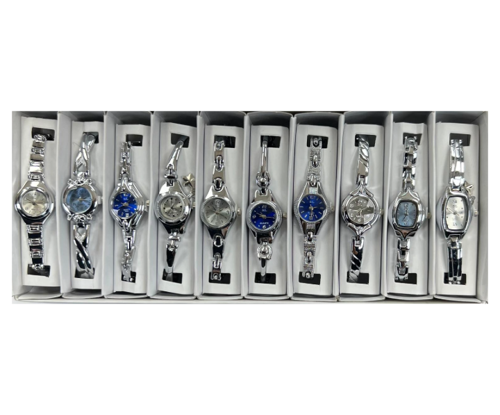 10pcs Set Women's Fashion Steel Band A21 Quartz Multi-Design Watch Bracelet