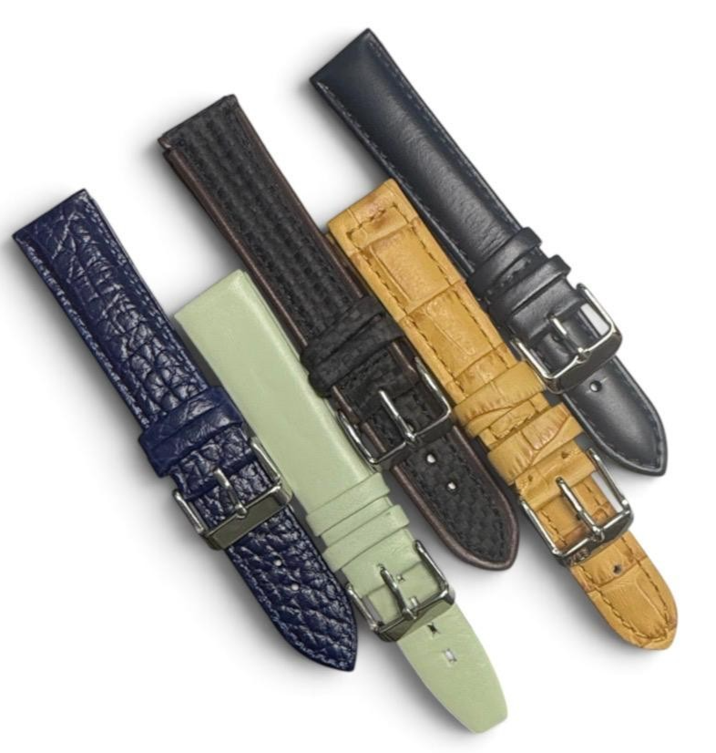 LOT OF 10 WATCH BANDS MIX SIZE STYLE AND COLORS 18/20mm