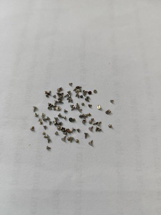 Watch movement accessories Miscellaneous screws of various sizes All original screws are about 100 in a bag