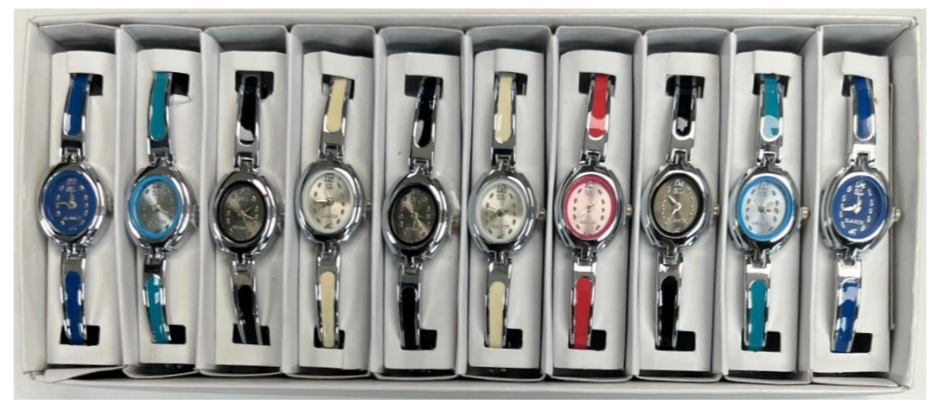 10pcs Set Women's Fashion Steel Band B1 Quartz Multi-Color Watch Bracelet