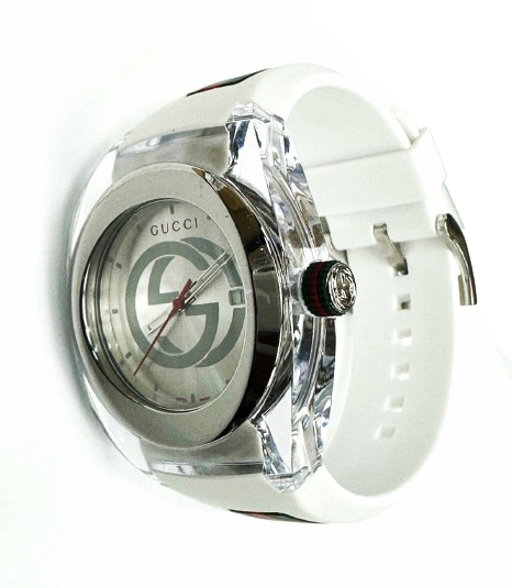 GUCCI SYNC YA137102 Men's White Dial Watch – Swiss Quartz with Original Box & Booklet