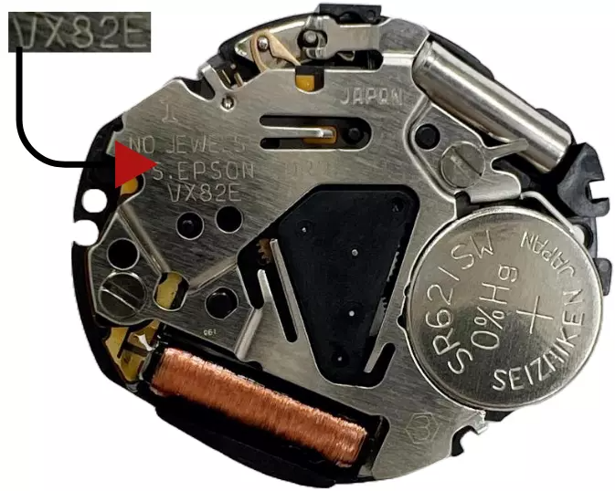 Load image into Gallery viewer, Hattori VX82 Date At 3:00 Seiko Quartz Watch Movement Overall Height 4.1mm
