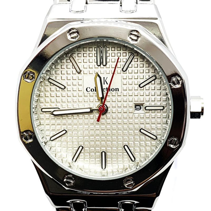 Load image into Gallery viewer, Ladies Fashion Watch Silver Case White Dial with Date Luxury Look
